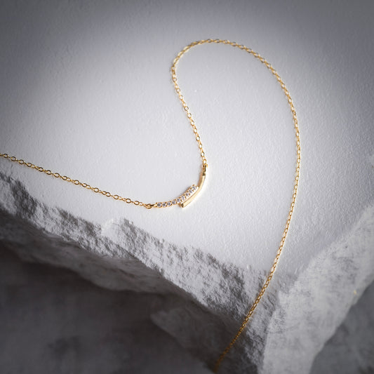 Arc Necklace