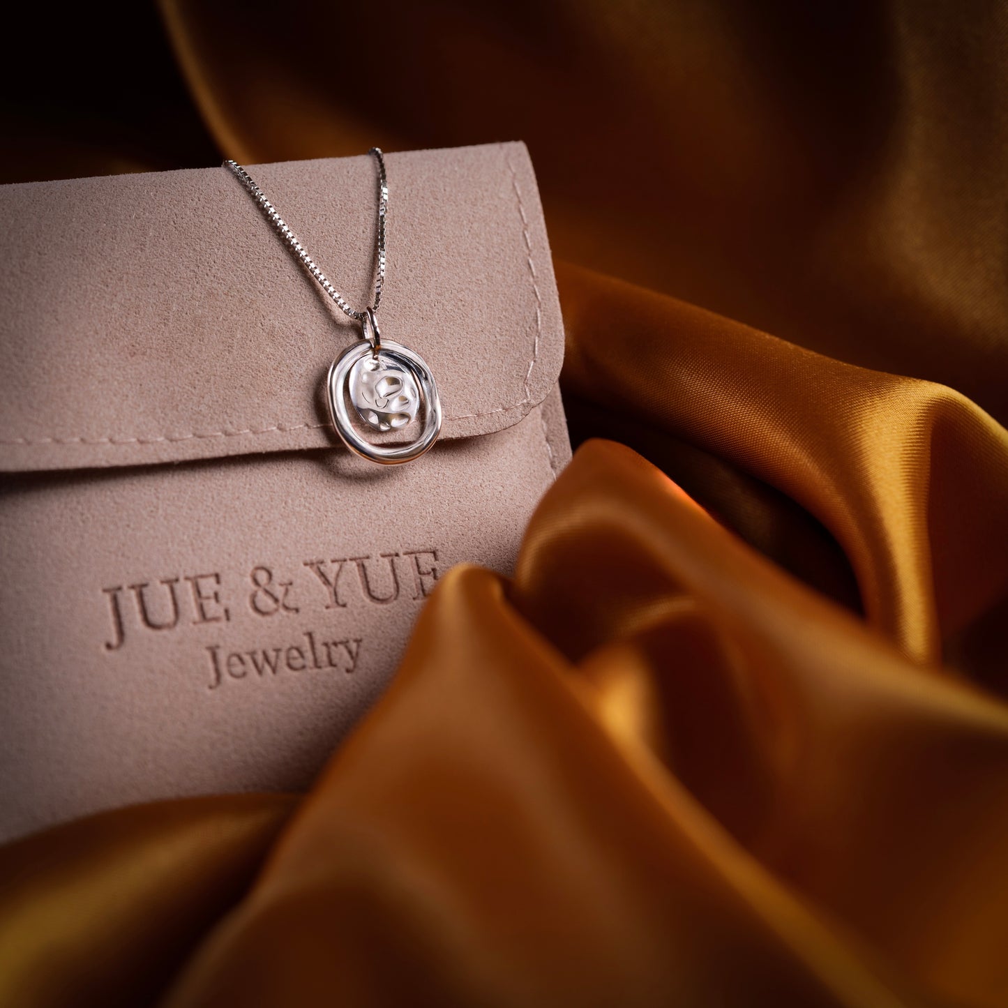Ripple Circle Necklace